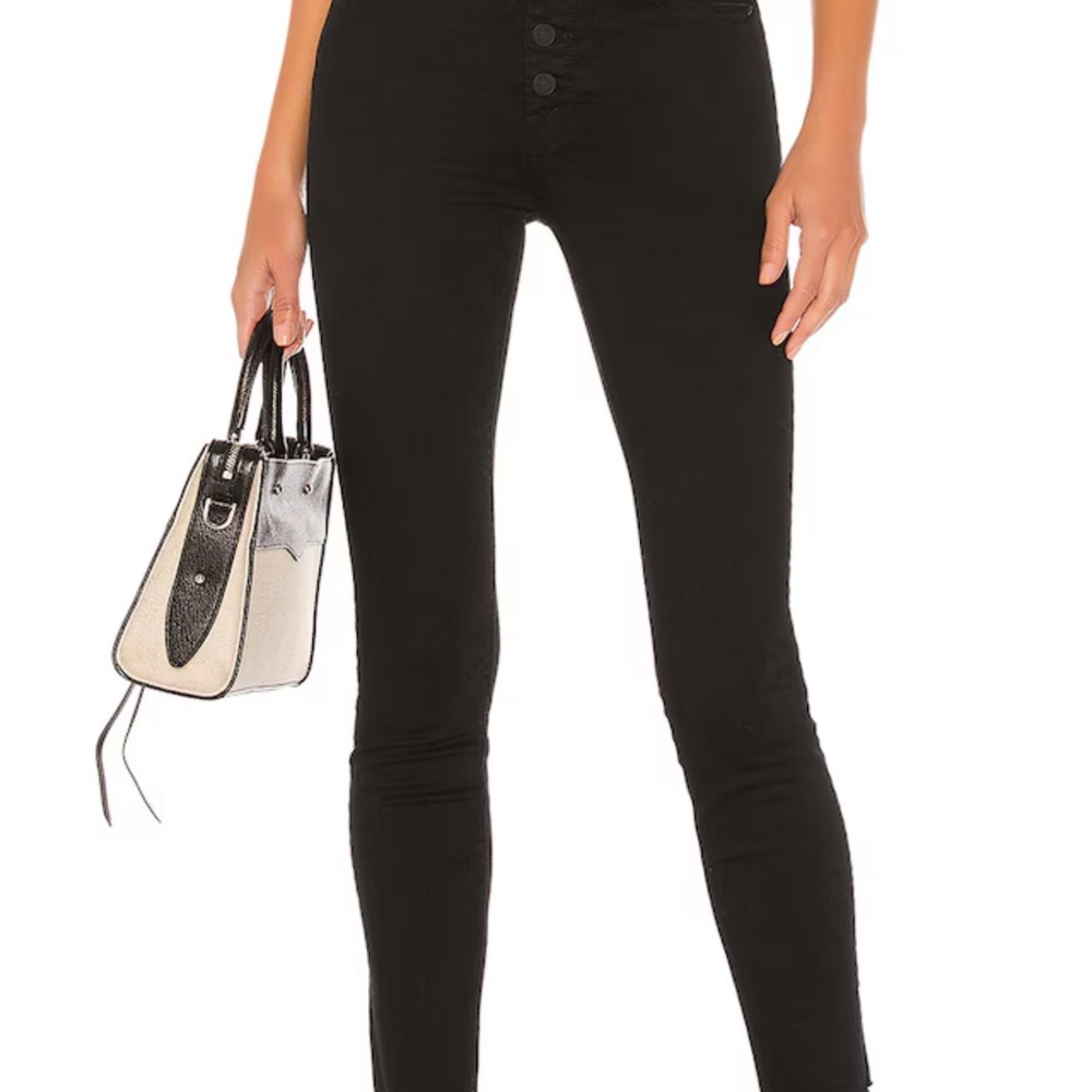 The Pixie Ankle Fray Jeans in Not Guilty
MOTHER